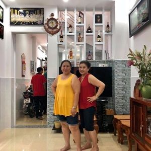 Meet your Posher, Hang